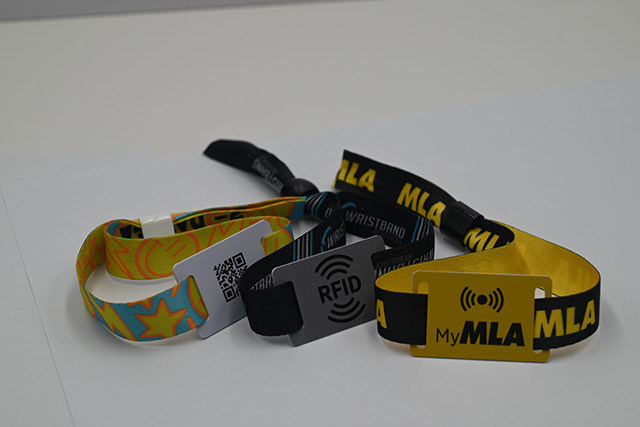 那么制作高端VIP會(huì)員卡的特殊工藝有哪些呢? 那么制作高端VIP會(huì)員卡的特殊工藝有哪些呢?