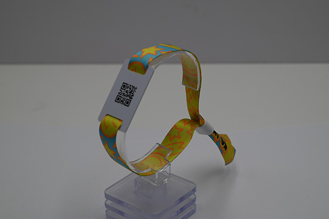 醫院就診卡適合用哪種類型的卡呢？